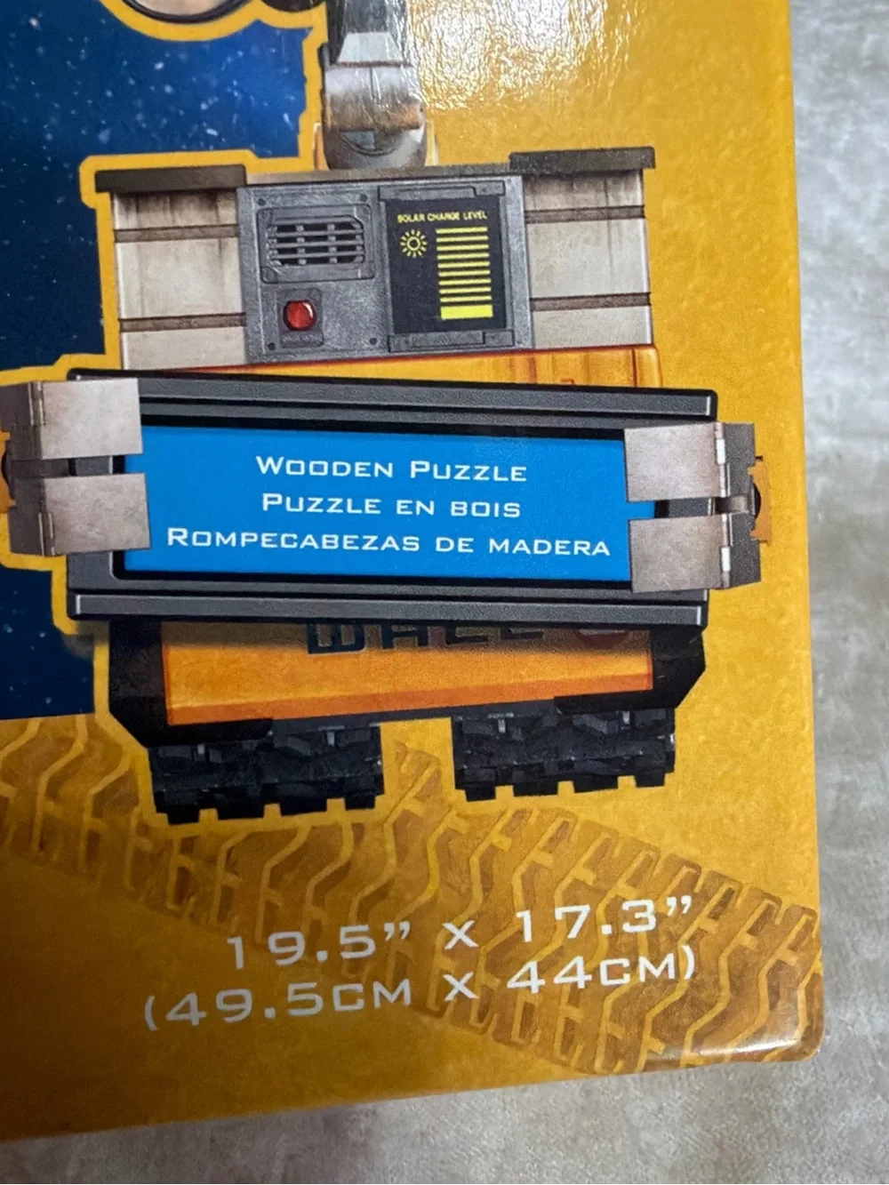 Disney WALL·E Puzzle Box with Yellow Packaging and Blue Starry Scene